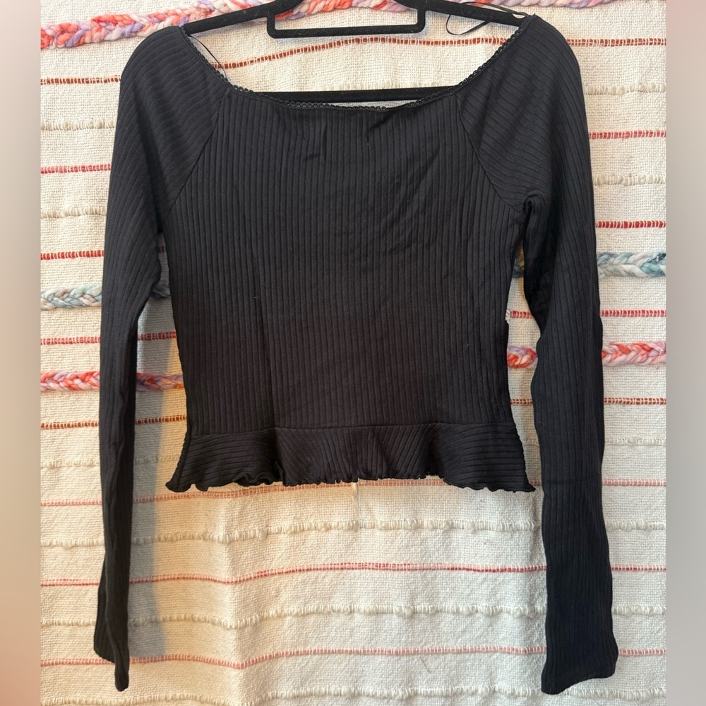 Urban Outfitters Kimchi Blue Black Crop Top with White Lace Detail - Size Small - Picture 5 of 8